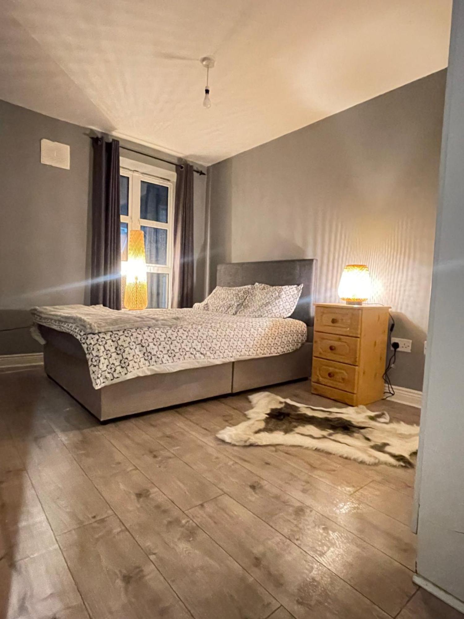 Modern Elegant Central Apt With Parking Dublin Eksteriør billede