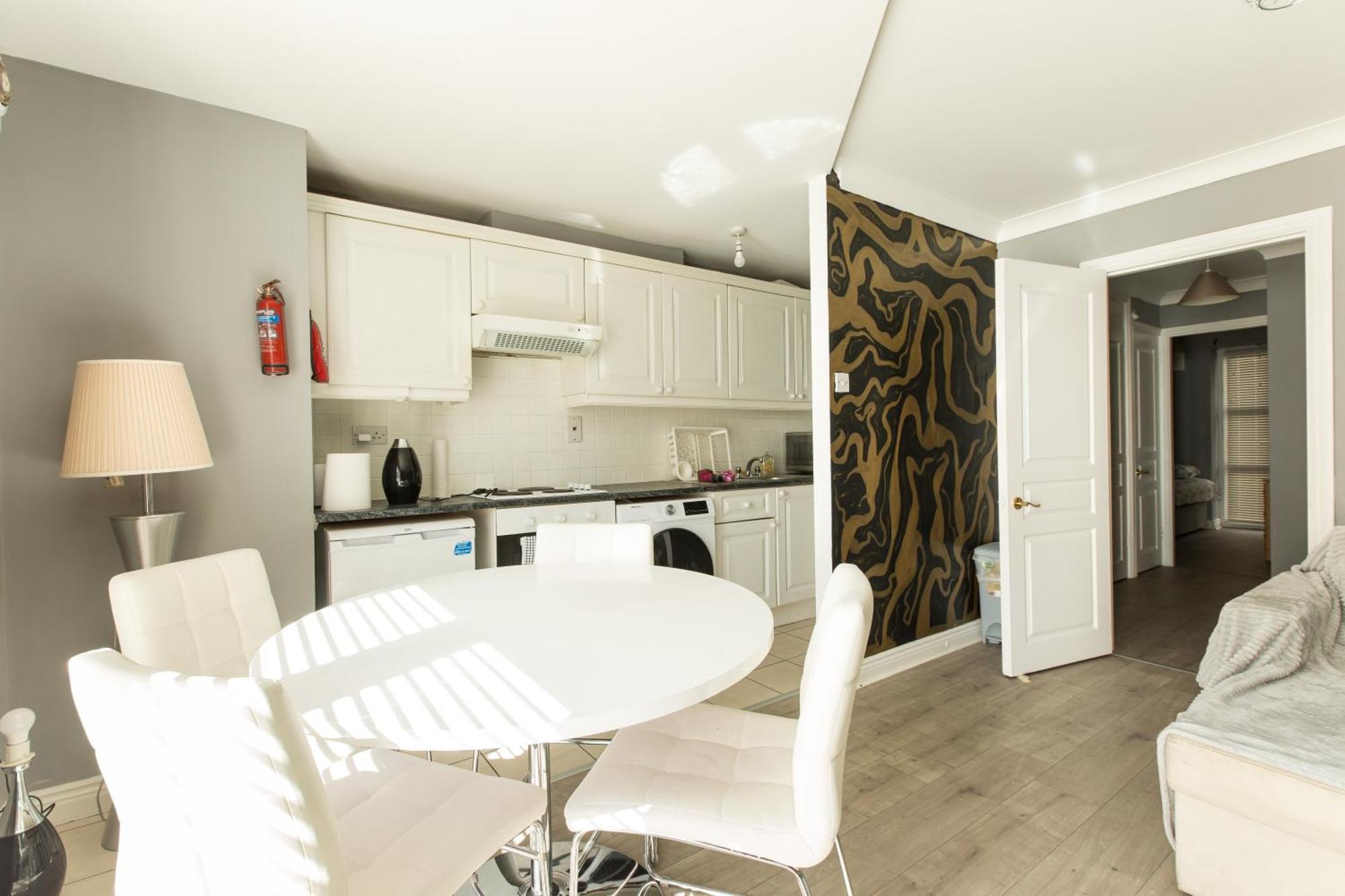 Modern Elegant Central Apt With Parking Dublin Eksteriør billede